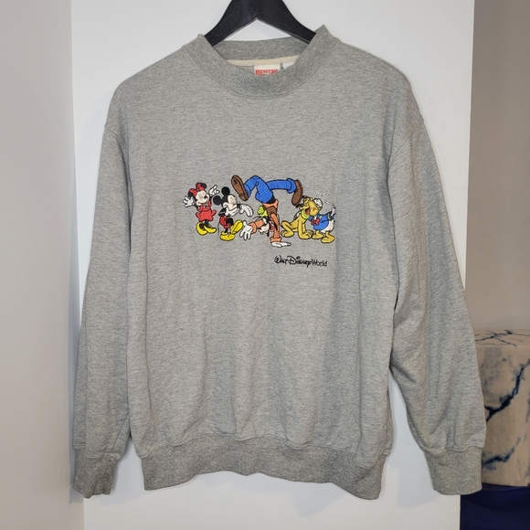 Vintage Disney crewneck sweatshirt Gray - Picture 11 of 11